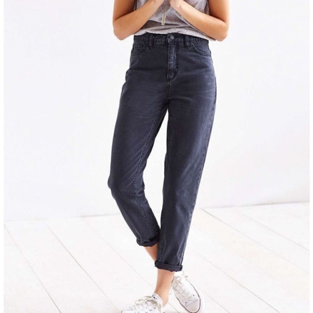 BDG Urban Outfitters AXYL High Rise Raw Hem Dark Wash Jeans Size 30